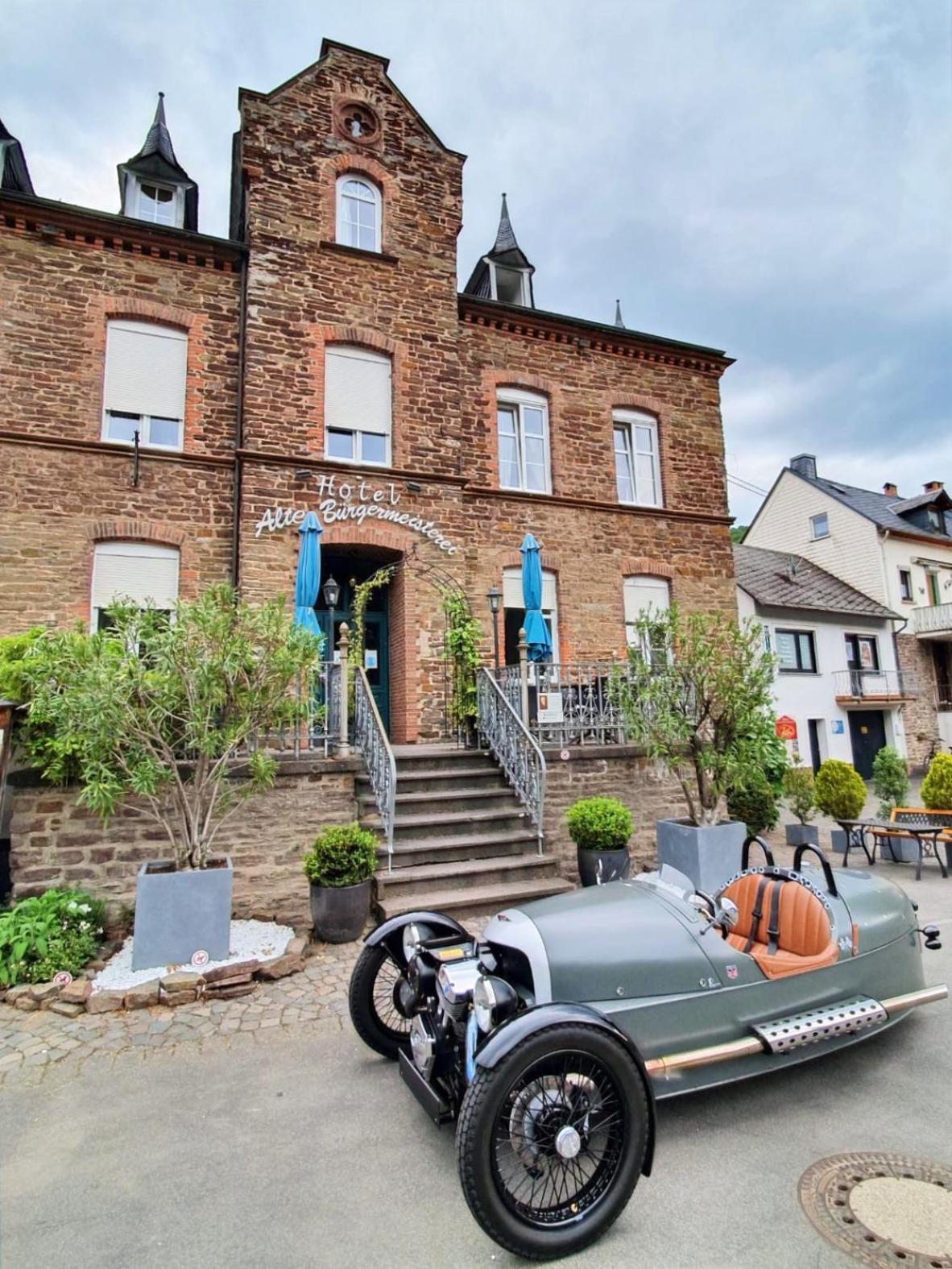 Hotel Alte Buergermeisterei Ediger-Eller Esterno foto